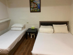 EZ Stay Hotel